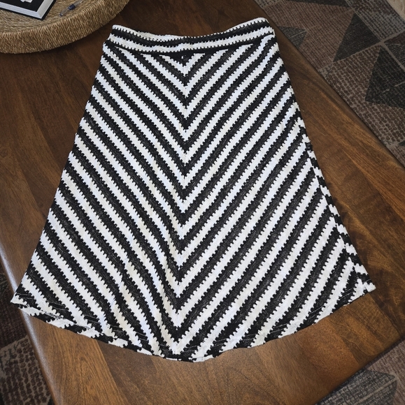 Black and White Striped Women's Skirt - Picture 1 of 3